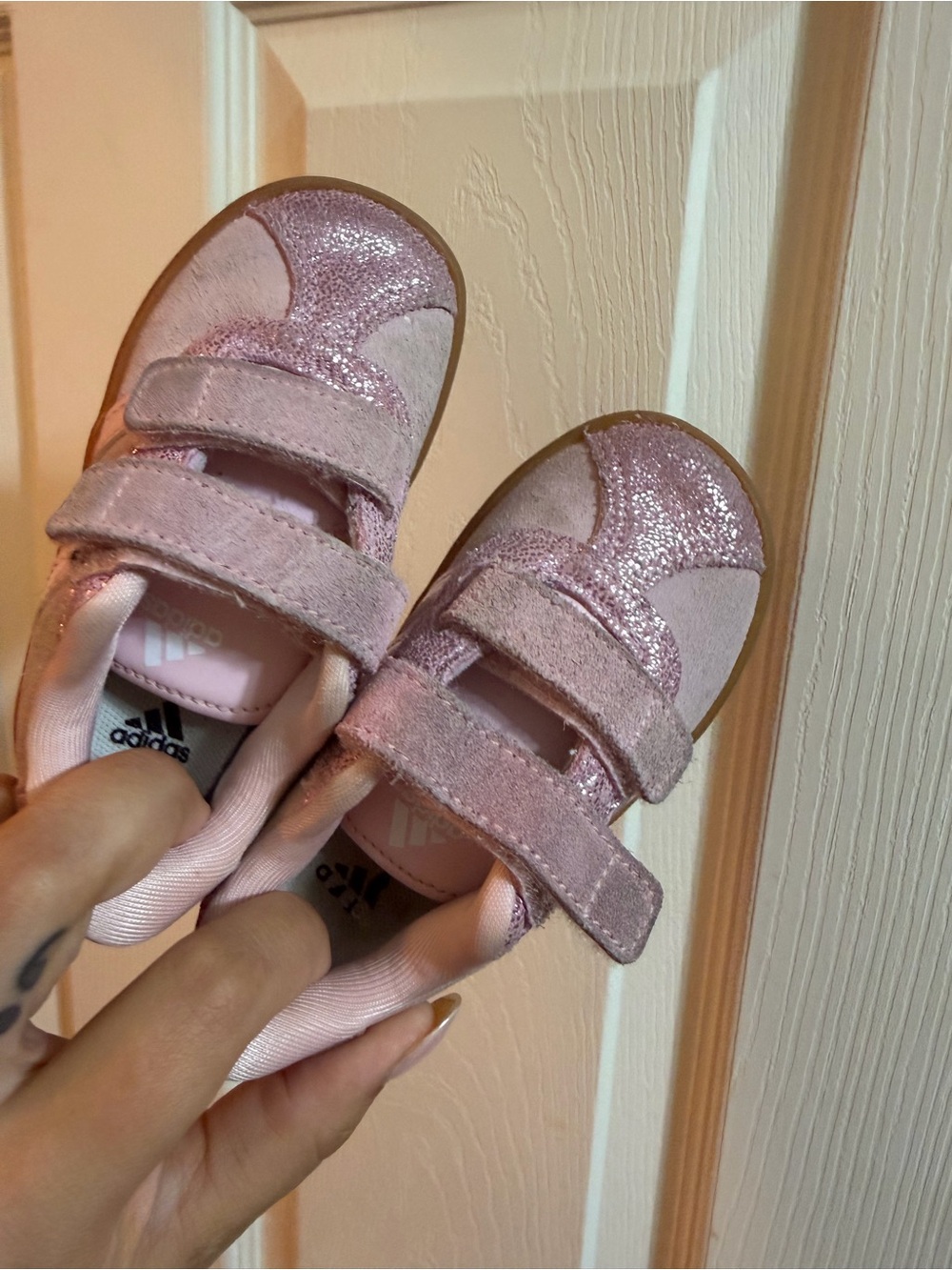 Adidas Kids Pink Glitter Hook-and-Loop Sneakers 6c